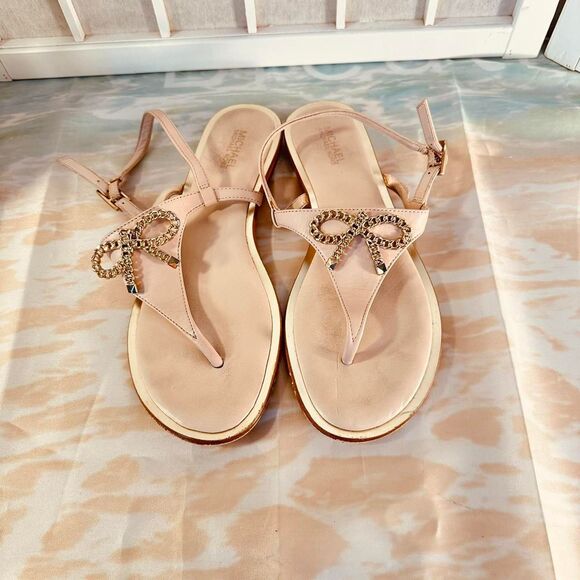 Michael Kors Women's Pink Flipflops - Picture 1 of 8